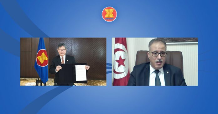 Ambassador of the Republic of Tunisia to ASEAN presents credentials