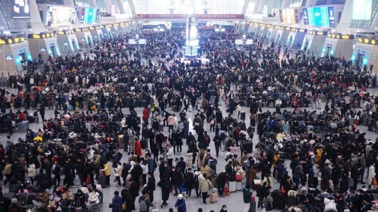 Holiday Trips Within China Surge After COVID Curbs Lifted