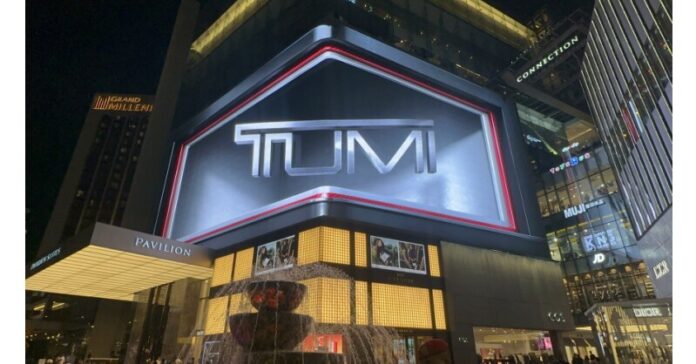 TUMI's TEGRA-LITE® Comes to Hyper-Realistic Life In a Groundbreaking New Campaign