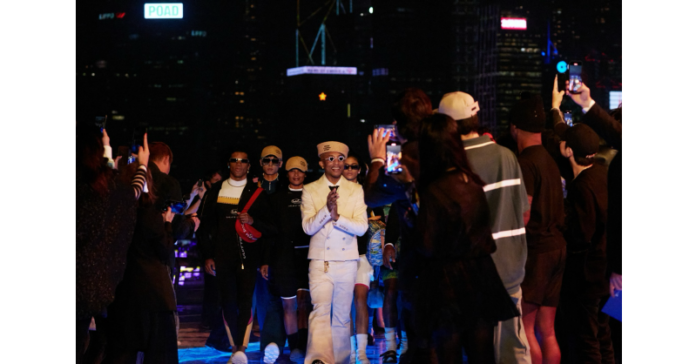 Correcting and Replacing: Dazzling Avenue of Stars Runway for Louis Vuitton and Pharrell Williams’ First Fashion Show Highlights Hong Kong as World-Class Stage for Mega Events