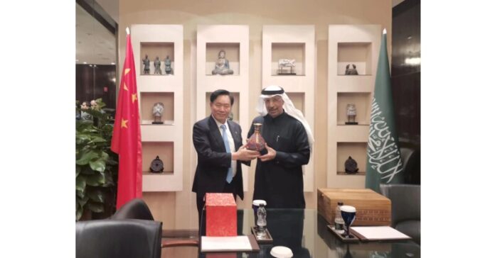 Saudi Arabia’s Minister of Investment, Khalid Al-Falih, Met with Zhu Gongshan, Chairman of GCL Group in Beijing