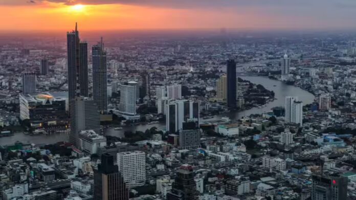 Thailand's economy grew by 3.0% in the third quarter exceeding 2.6% forecast