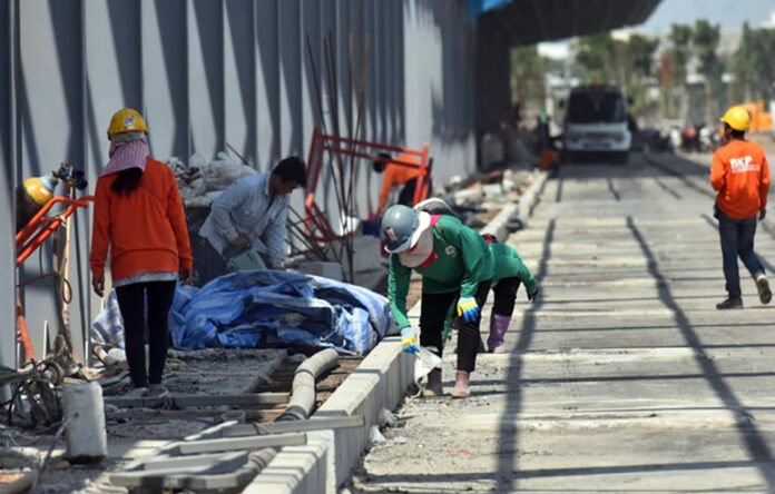 Thailand waives re-entry fees for migrant workers during Songkran holiday April 1-15